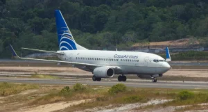 COPA AIRLINES - 737 EM MANAUS